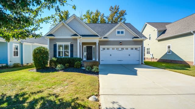 Photo 1 of 17 - 461 Beckwith Ave, Clayton, NC 27527
