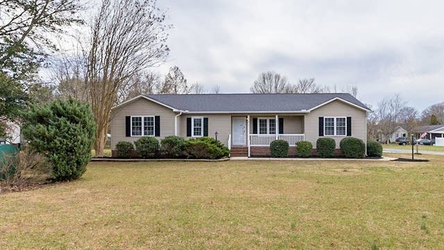 Photo 1 of 21 - 108 Anthony Rd, Rockwell, NC 28138
