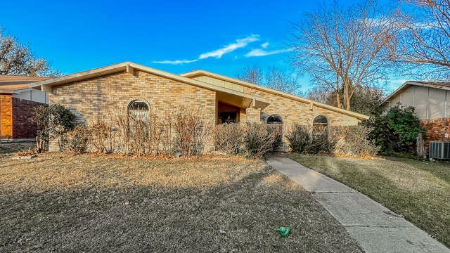 Photo 1 of 27 - 2941 Housley Dr, Dallas, TX 75228