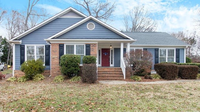 Photo 1 of 21 - 4493 Turnberry Ct SW, Concord, NC 28027